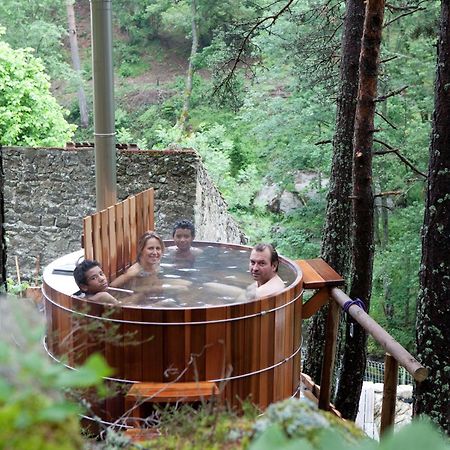 Bed and Breakfast La Roche Aux Fees Lapte Exteriér fotografie